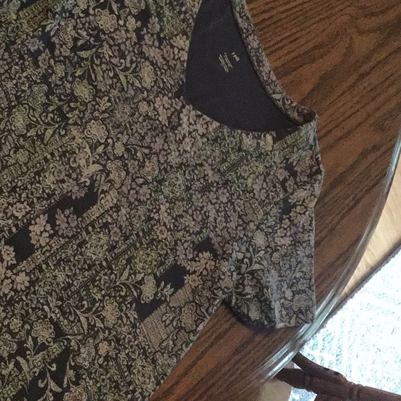 J. Jill Pima s/s size L vneck - Picture 2 of 5